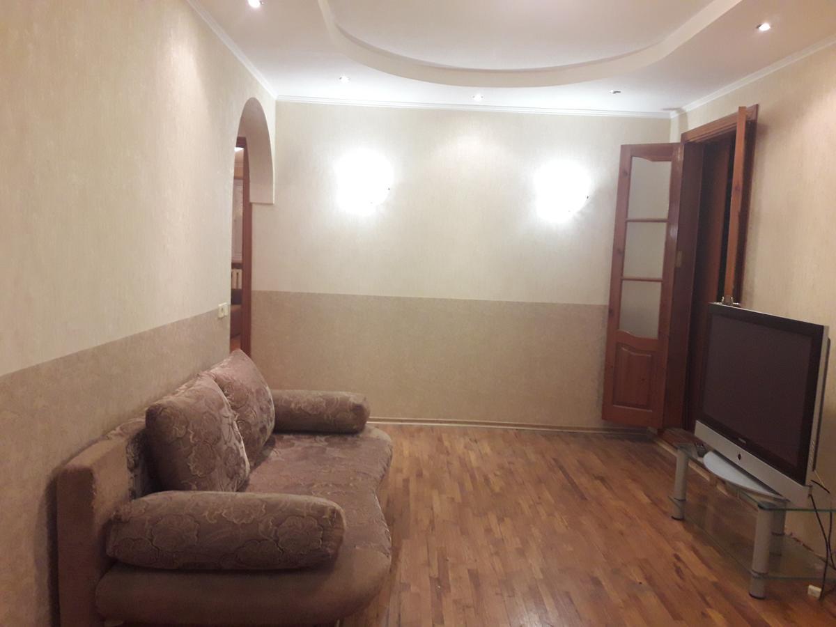 Appartment Near M. 23 Serpnya Harkiv Dış mekan fotoğraf